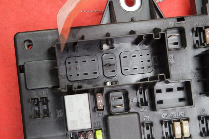 фото №5, Коробка предохранителей bsi 13343950 opel astra 4 iv j 1.7 cdti 110 km 09-12