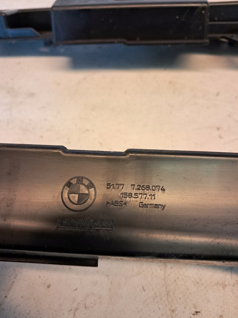 фото №8, Направляющая кронштейн накладки порога правое bmw 1 f21 7268078 7268074 7268076