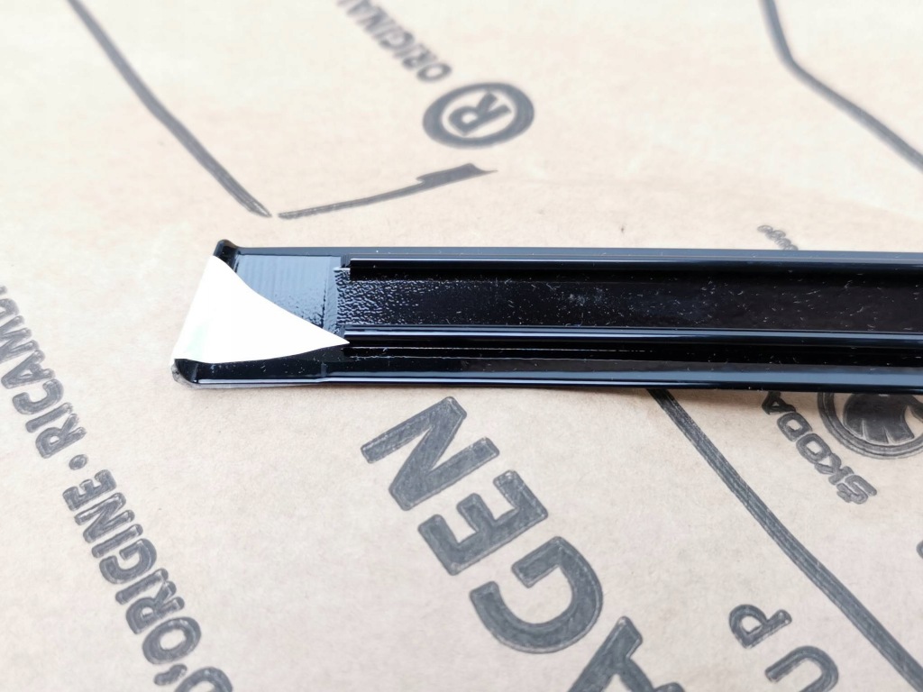 фото №9, Молдинг декоративна скло audi a8 d2 4h0853908b nowa оригінальна