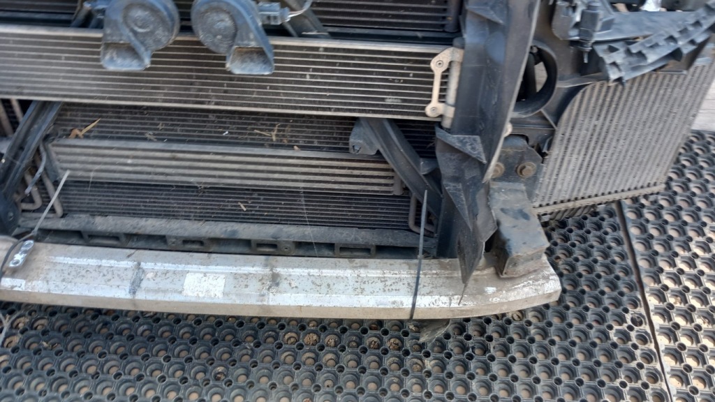 Audi q7 4l 3.0 tdi ремінь передній комплект автоматична коробка передач lc9x під  радар Недорого