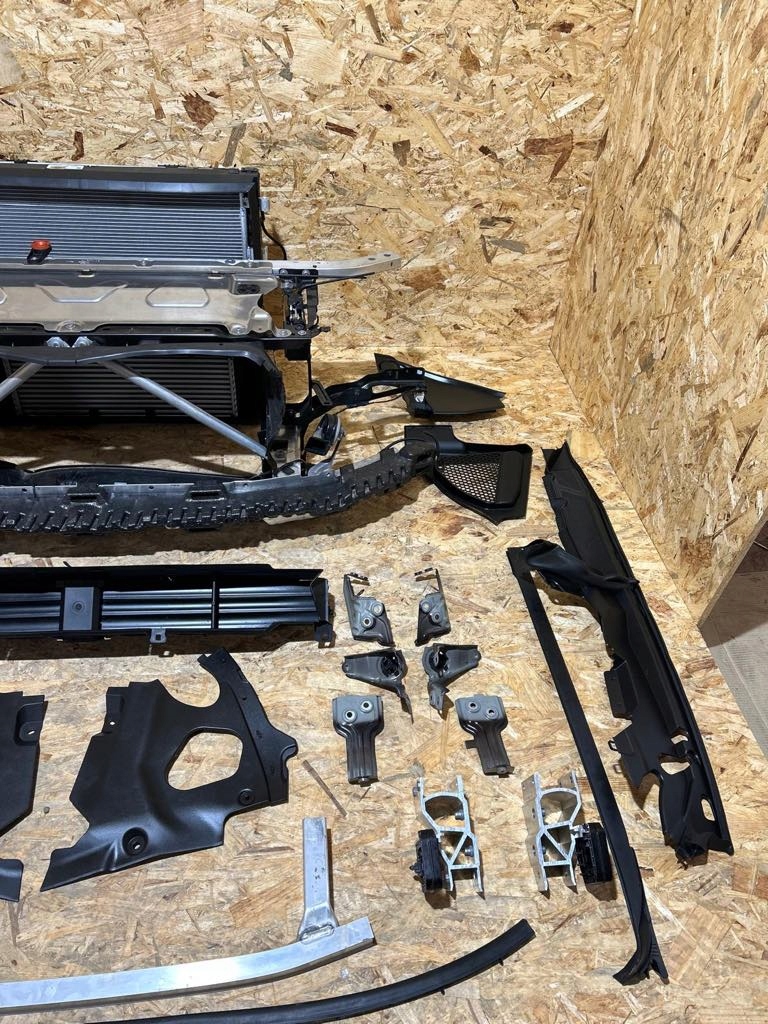 Kompletny pas передний радиатор bmw x3 g01 x4 g02 lci lift 2.0d 23r с Разборки