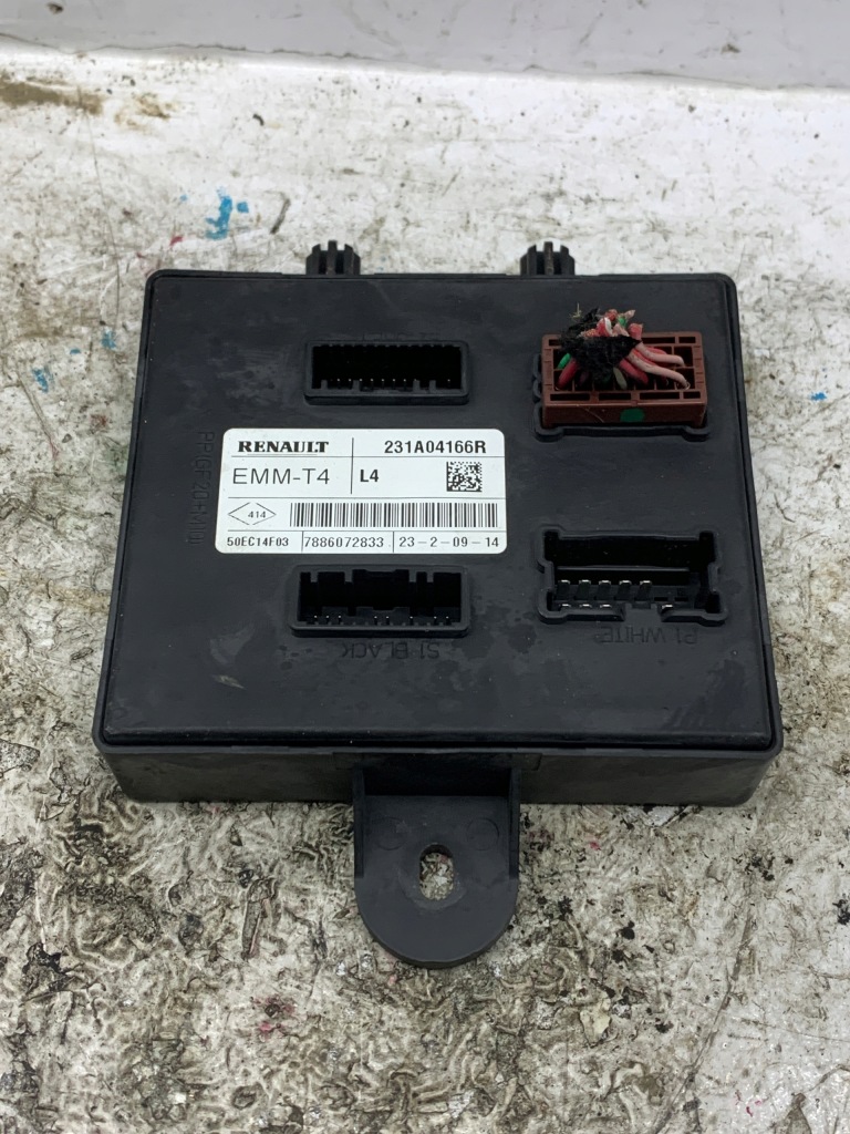 Купити Модуль блок керування emm-t4 231a04166r renault twingo 3 14-18 1.0 sce