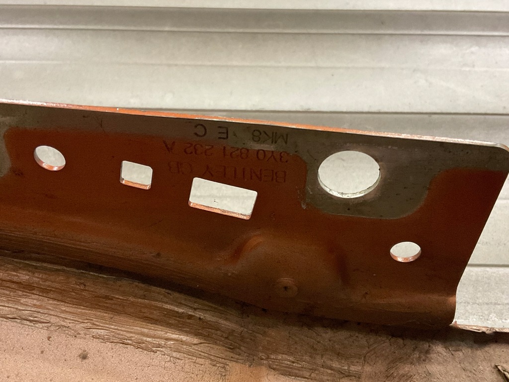 фото №15, Bentley mulsanne крила правий перед 3y0821232a