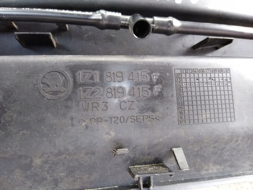 фото №6, Жабо пластиковий skoda octavia 2 1z1819415f eu