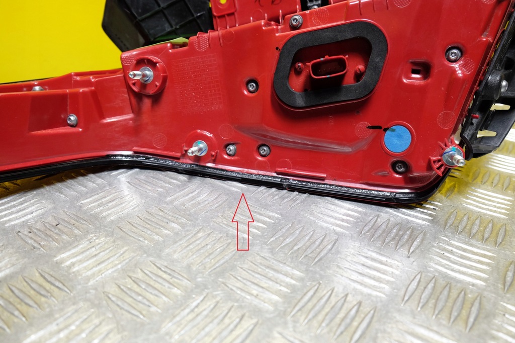 фото №11, Cadillac xt5 2020- лампа задня задня права led usa