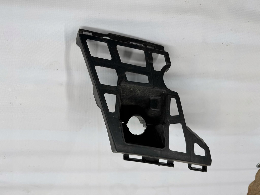 фото №1, Skoda yeti lift 5l правий напрямна бампера перед кронштейн 5l0807056b