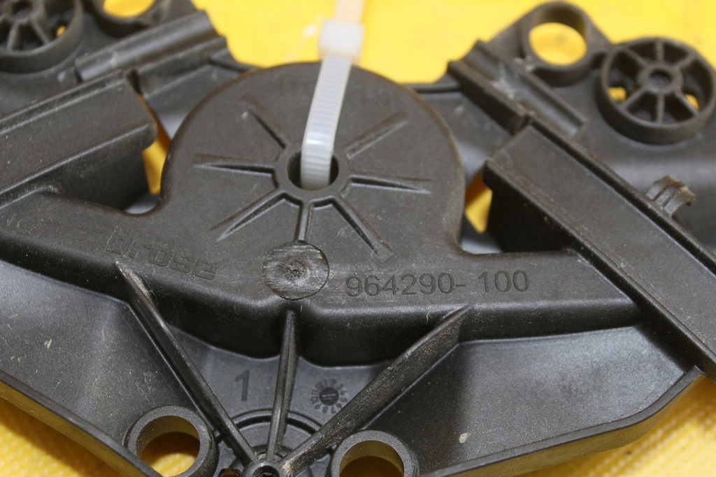 фото №6, Механізм скло правий задня v60 s60 ii