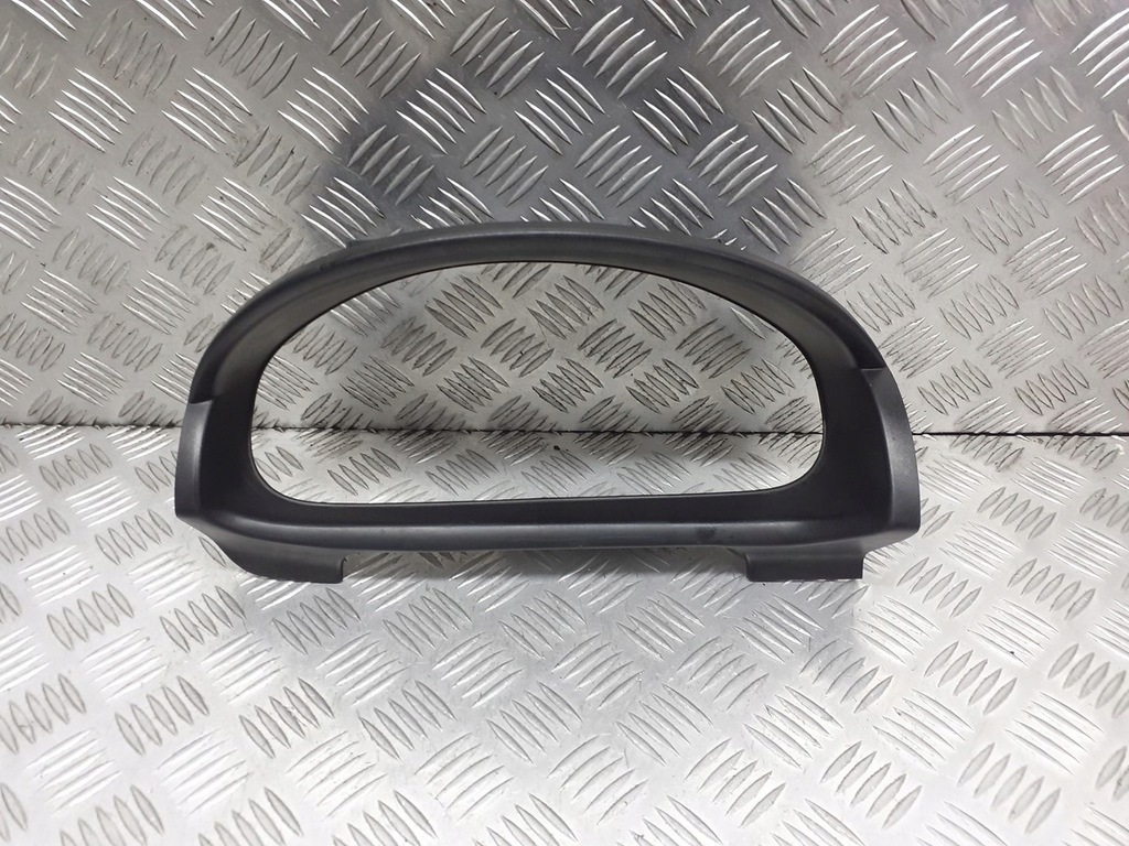 фото №1, Рамка защита спидометра mazda 2 dy