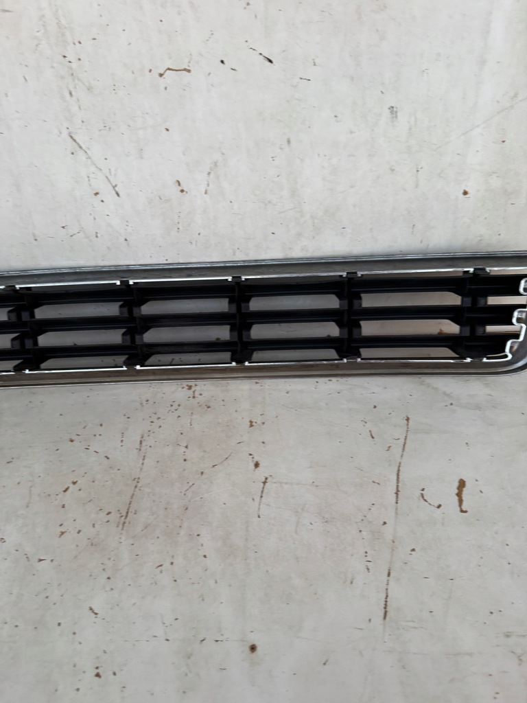 фото №8, Audi a8 d3 решётка бампера