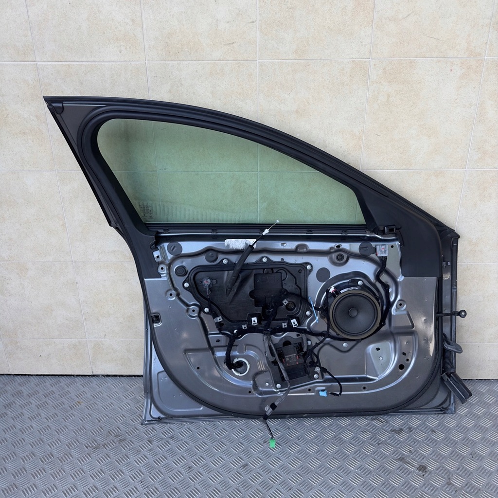 фото №4, Двері передні ліва jaguar xe 2015 rok