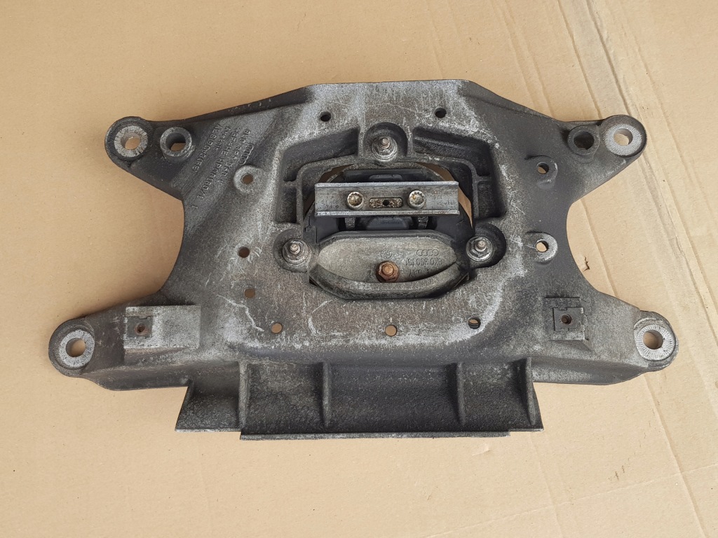 Кронштейн опора коробки автоматическая коробка передач multitronic / audi a4 b8 - a5 8t - 1.8 2.0 2.7 Цена