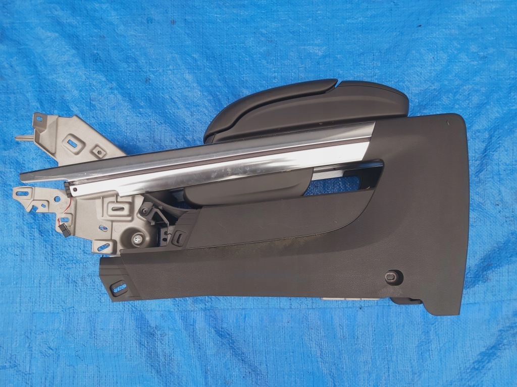 фото №7, Opel-części | zafira c подлокотник бардачок туннель средний кожа 13377807