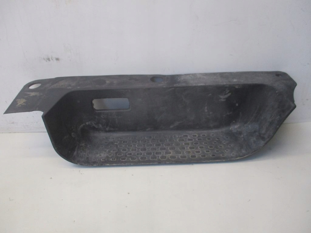 фото №1, Порог подножка правый перед trafic vivaro iii