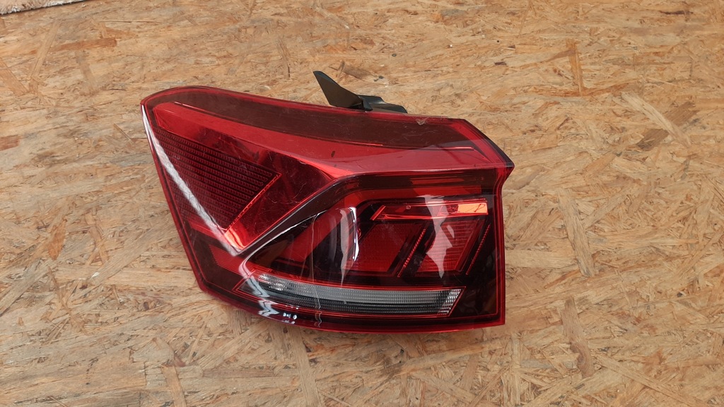 фото №4, Volkswagen t-roc лампа led левая задняя задняя 2ga945095a