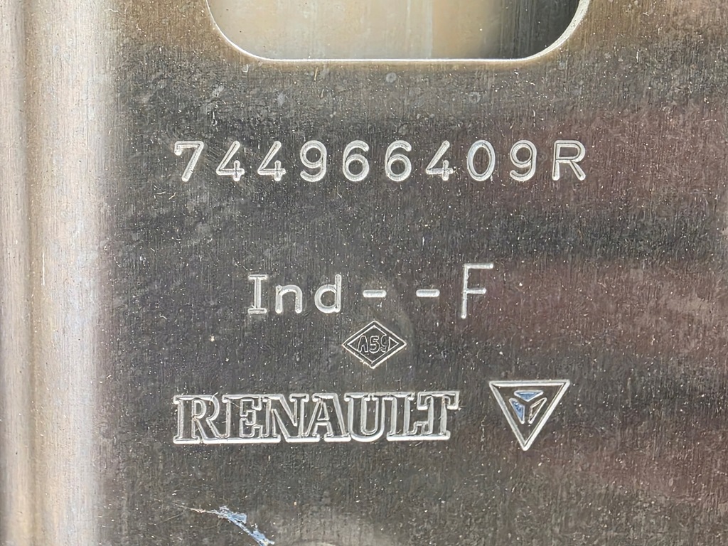 фото №8, Защита корпус аккумулятора renault zoe 95108557r 744966409r