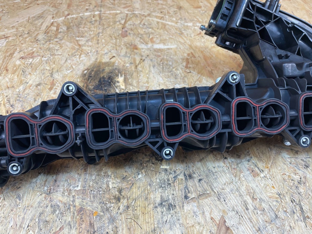 фото №11, Коллектор всасывающий регулятор bmw 7 f01 f02 3.0d n57d30a 8575534