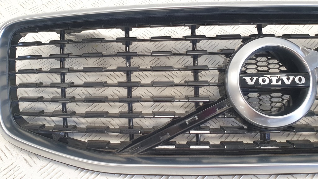 фото №6, Volvo xc60 ii r-design решётка радиатора решётка радиатора 31425534