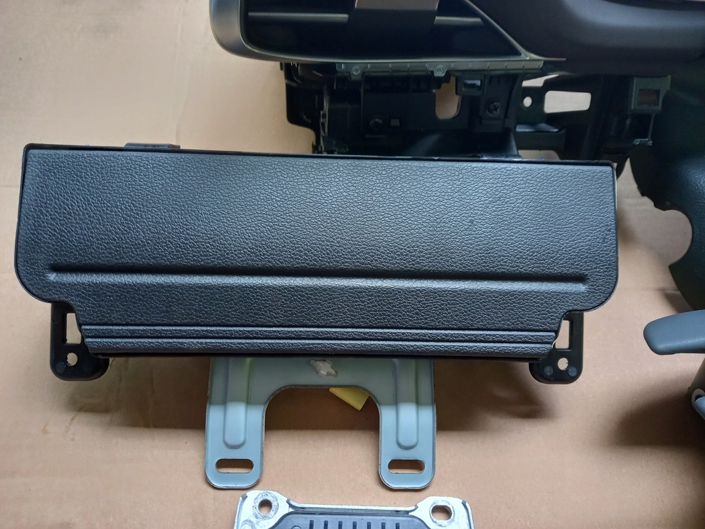 фото №9, Консоль приборная панель датчик подушка безопасности 4 ремни genesis gv80