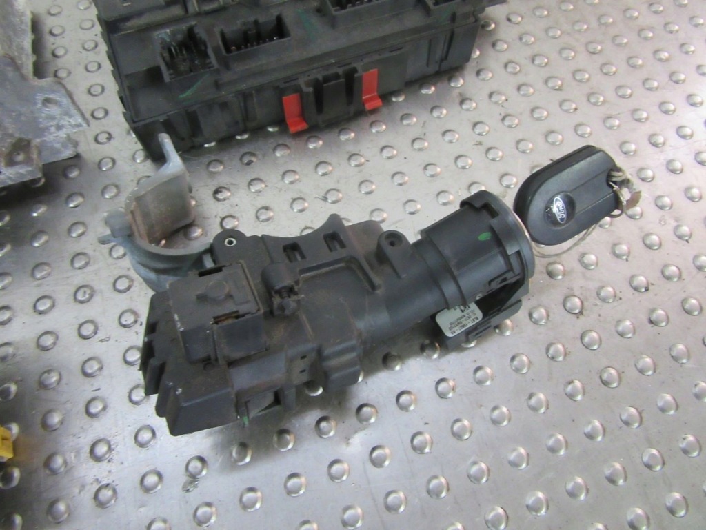 фото №5, Ford escape ii 2.5i 2010 набір do запуск kpl