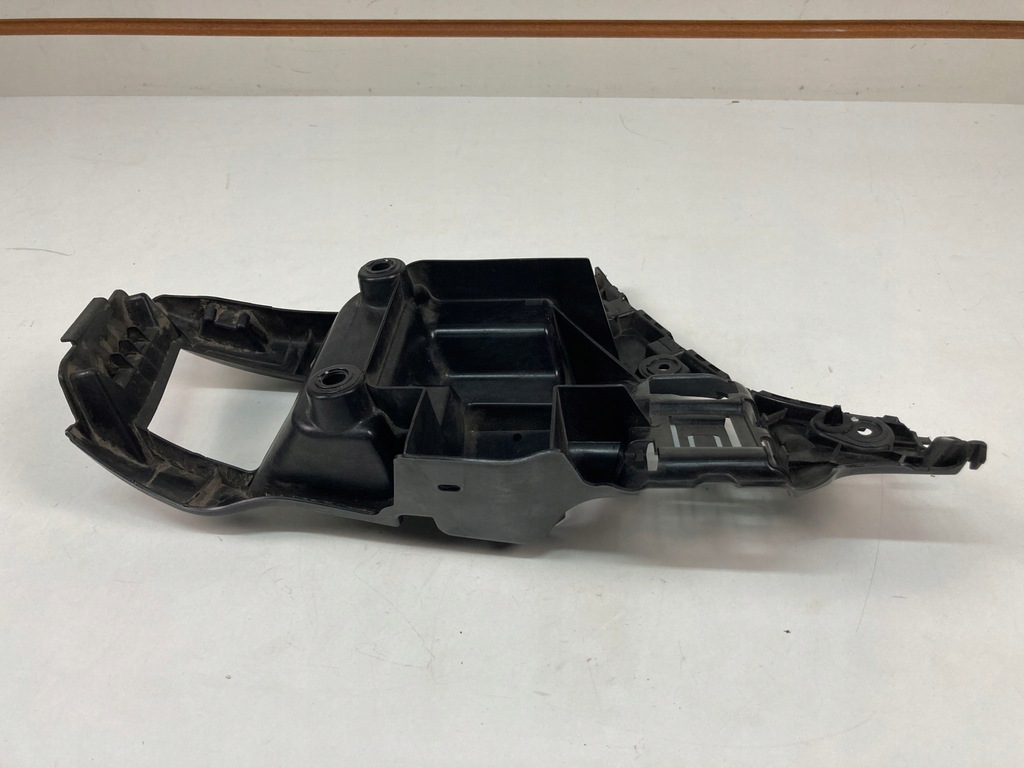 фото №10, Напрямна бампера задня лівий правий bmw 1 f40 7461400