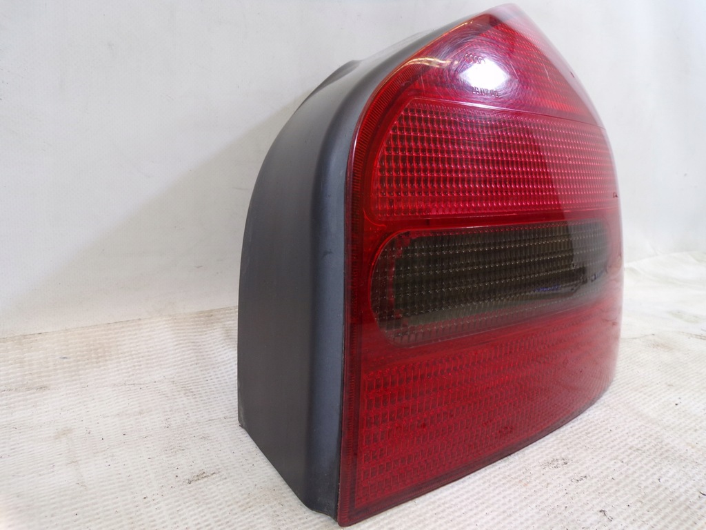 фото №3, Лампа задняя задняя правая audi a3 8l