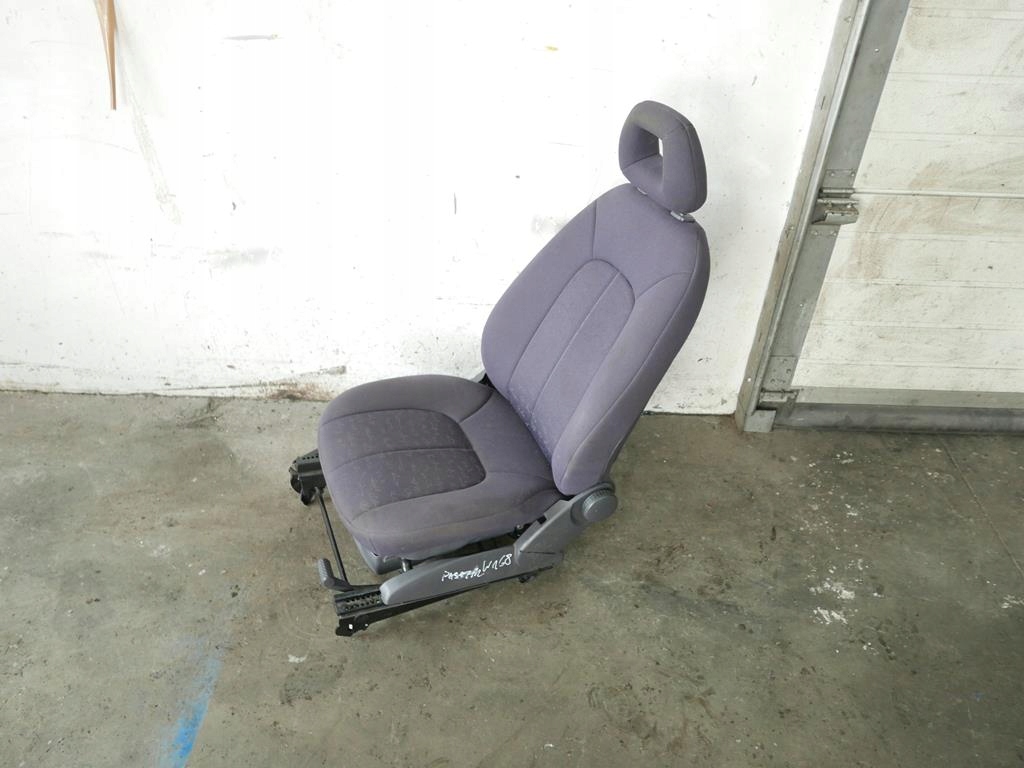 Сидіння пасажира правий перед mercedes w168 a140 97- Київ