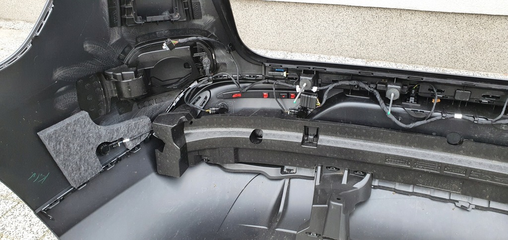 фото №11, Mercedes eqc amg w293 бампер задняя оригинал d159