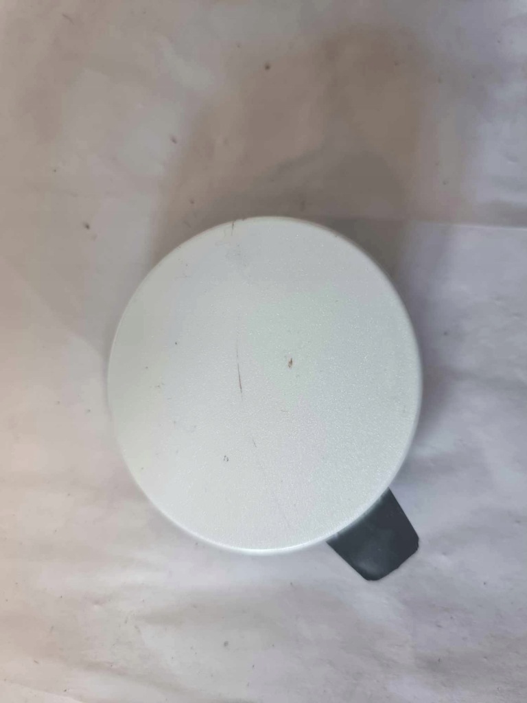 фото №1, Tesla model 3 - заглушка фаркоп бампера перед