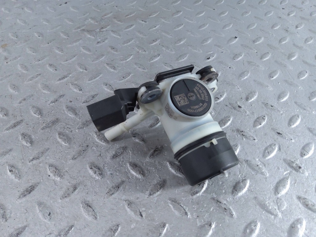 фото №1, Насос adblue renault trafic iii x82 f01c070013