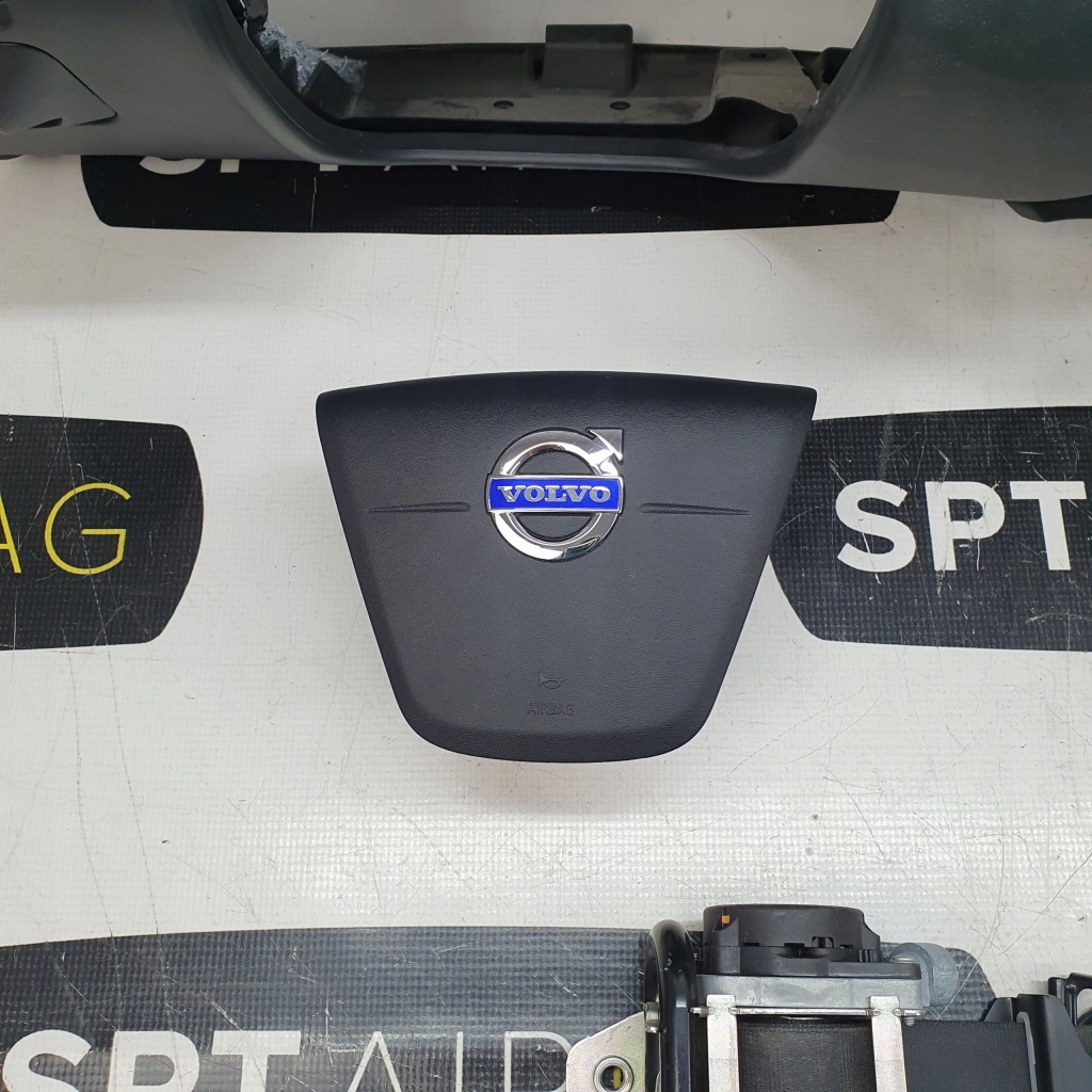 фото №8, Volvo s60 v60 ii приборная панель панель  подушки безопасности ремни подушка безопасности 2010 - 2018