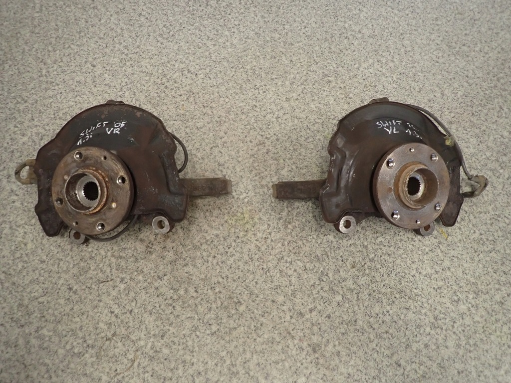 фото №1, Swift mk6 05- поворотний кулак передня права lub ліва