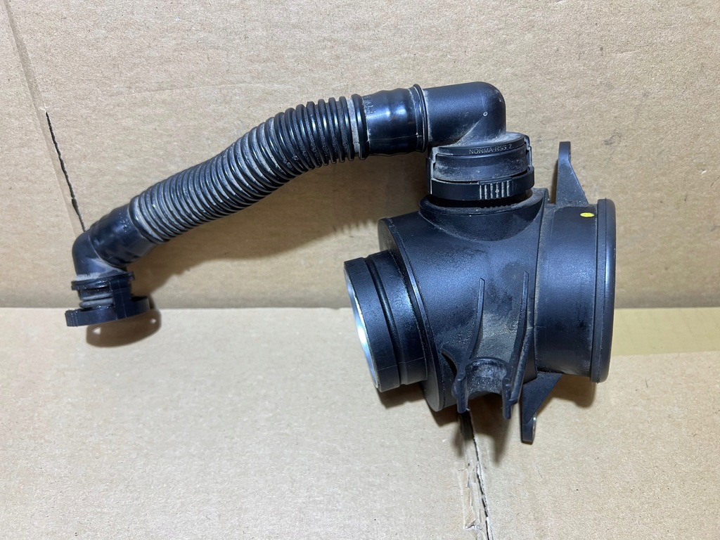 фото №5, Audi a6 c7 3.0 tdi резонатор турбины труба воздуха 059129955p 059103221aj