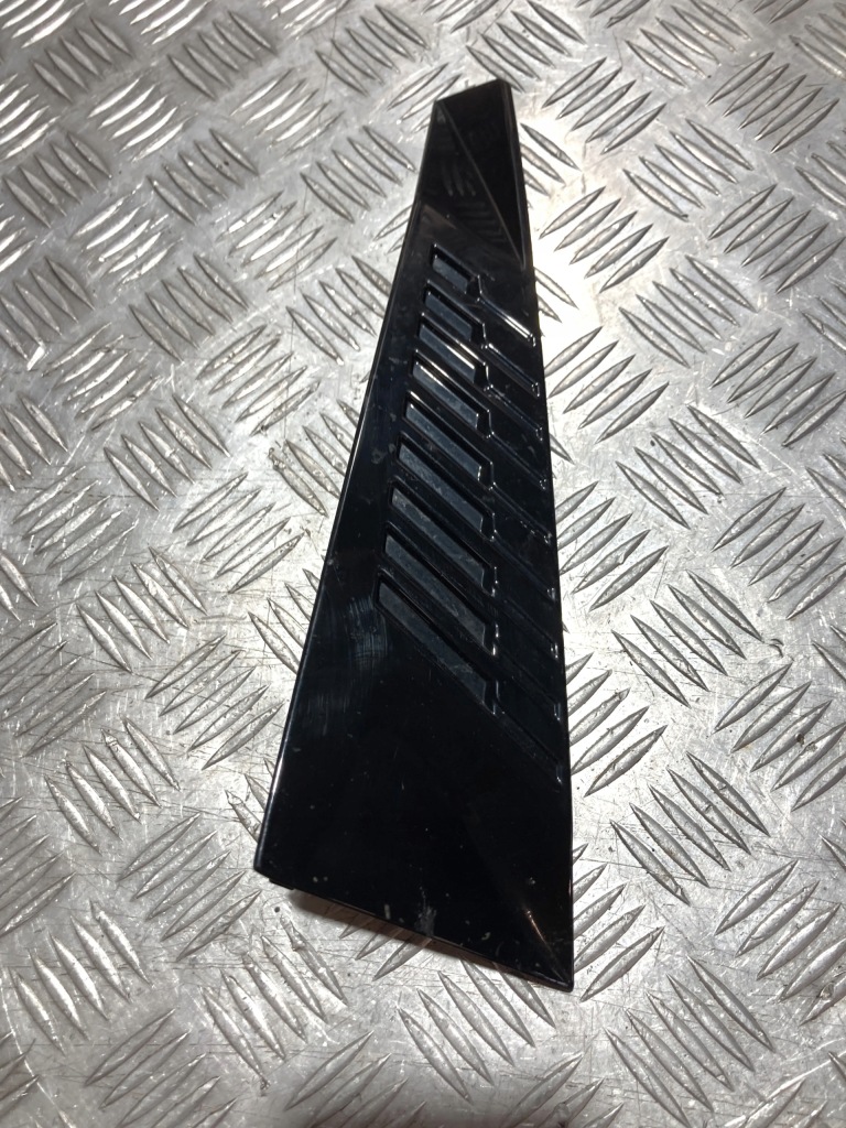 Купить Заглушка решётка бампера перед правая peugeot 208 ii 23- lift