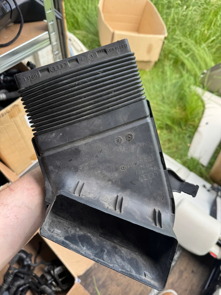 фото №3, Audi труба впускний 8e0129617d