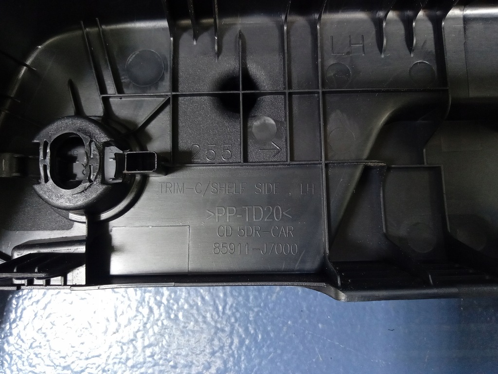 фото №7, Kia ceed iii hb основание полка багажника левая