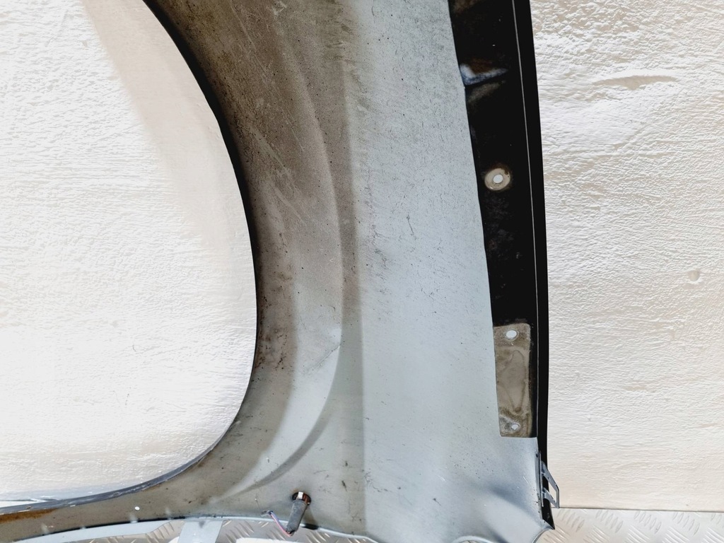 фото №9, Крыло перед правая сторона chrysler grand voyager 4 2003 5018444aa