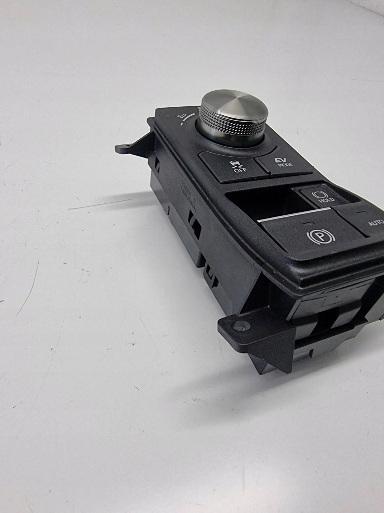 фото №2, Lexus rx 450h 2018 кнопка / выключатель esp