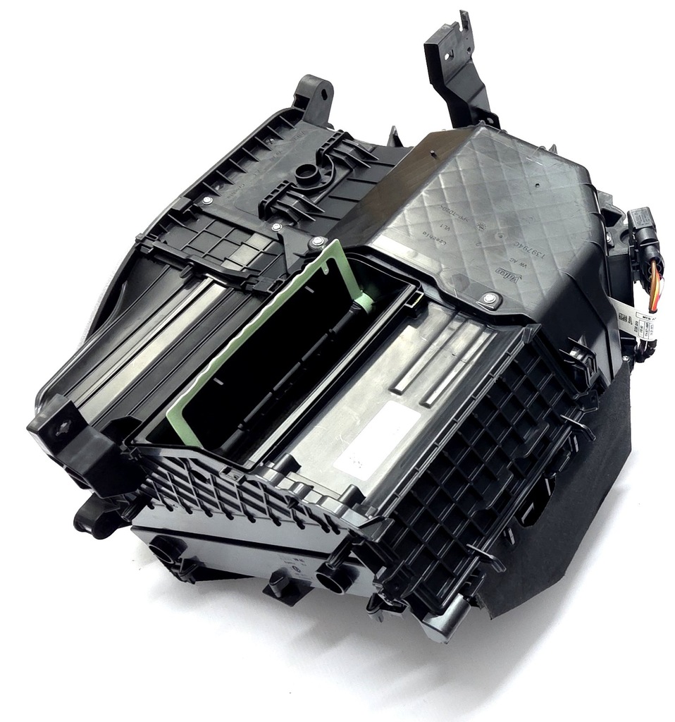 фото №10, Отопитель воздуходувка vw id4 id5 skoda enyaq 1ea820153p