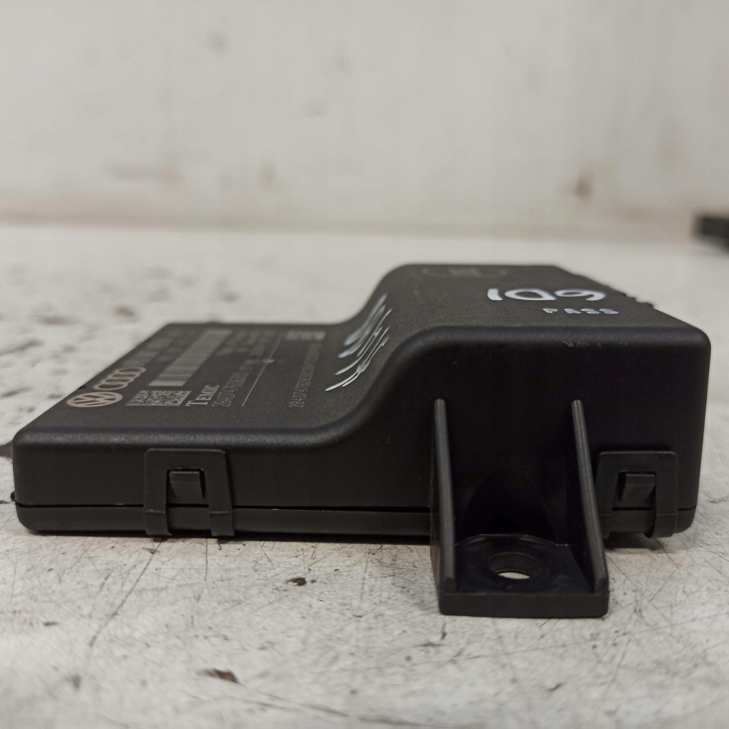 фото №8, Audi a4 b8 модуль шлюз 8r0907468n