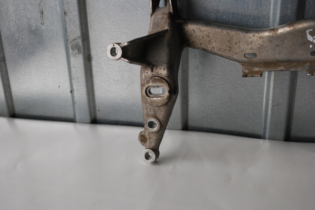 фото №5, Кронштейн компресор vw touareg 7l0616879