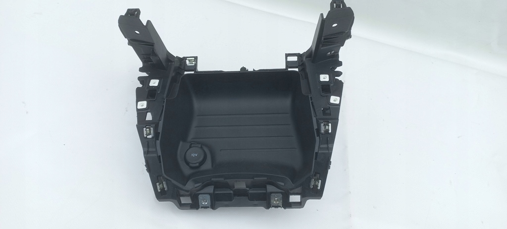 фото №1, Бардачок полка разъём прикуривателя peugeot 208 2008 ii 9830140180