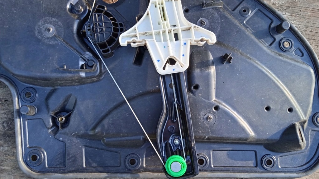 фото №7, Vw golf vi механізм двигун скло задня лівий обшивка