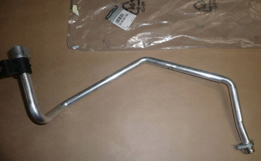 фото №1, Шланг кондиционера r master iii 924800018r