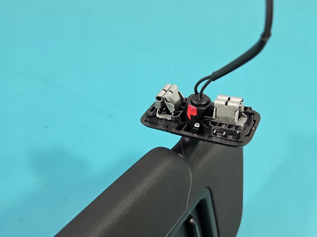 Заслінка правий cupra formentor козирок накладка сонцезахисна Оригінал