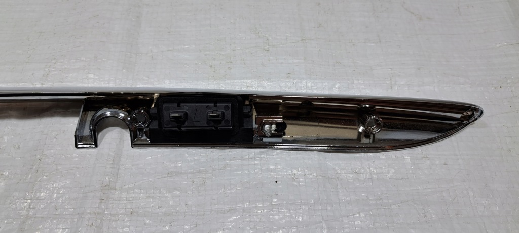 Mercedes slk r170 молдинг освещение номерного знака регистрационный задний  a1707500627 с Разборки