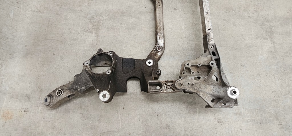 Подрамник подрамник подрамник балка подвеска перед bmw 5 g30 7 g11 6 g32 4x4 4wd в Украине