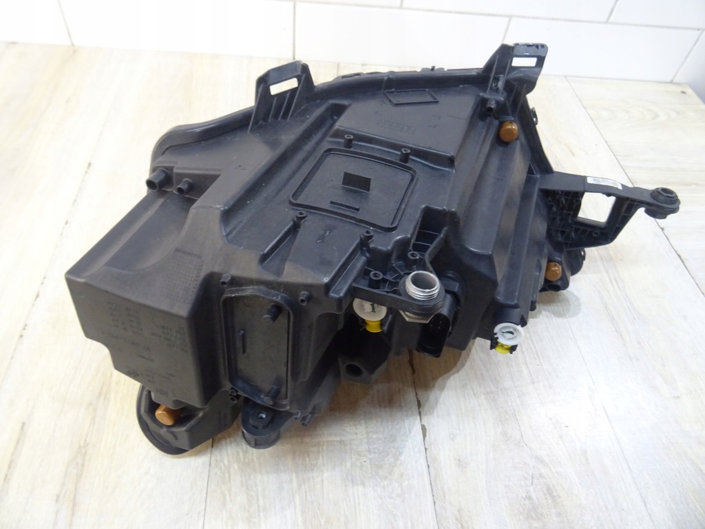 фото №9, Skoda kamiq лампа передня права led 658941016 llu