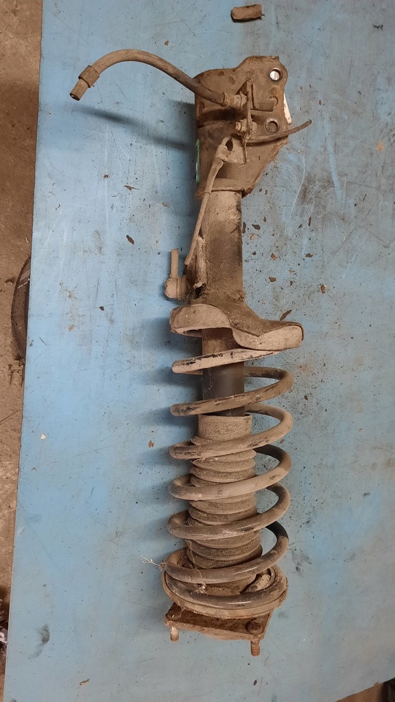 фото №1, Амортизатор перед правый mazda mpv 2.0d 05r