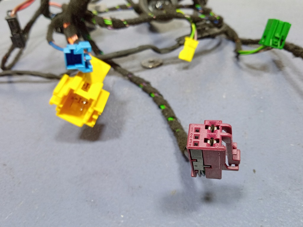 фото №4, Cls w218 електропроводка джгут двері перед праве a2185405407