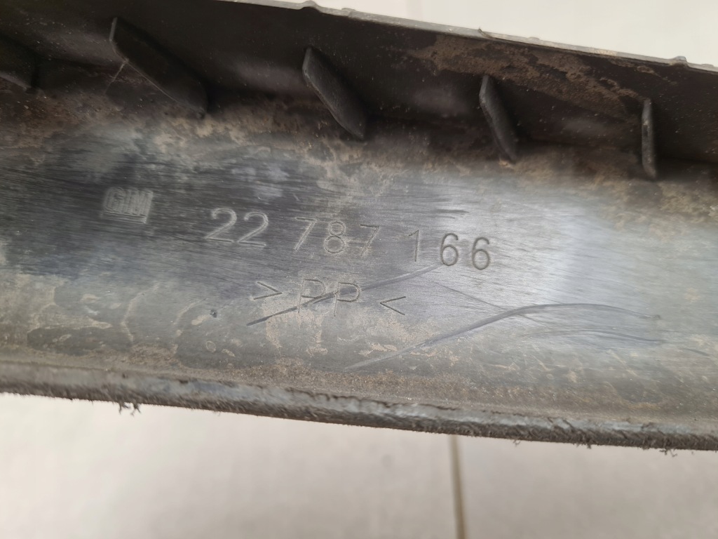 Спойлер накладка-спойлер бампера левый opel insignia a рестайлинг  оригинал Киев